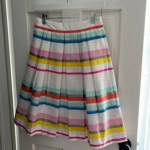 Kate Spade midi skirt. The skirt was only worn once. Great condition!